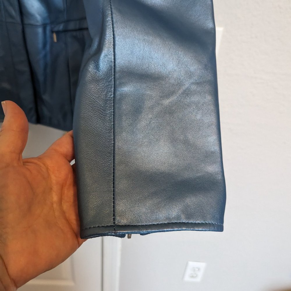 VINTAGE REAL LEATHER | METALLIC / PEARL BLUE | Jacket | L | Bradley Bayou | EUC - Picture 8 of 15